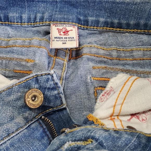 True Religion Brand Jeans Becky Whiskers Light Wash Ombre Blue Denim Size 30 Y2k - Picture 3 of 9